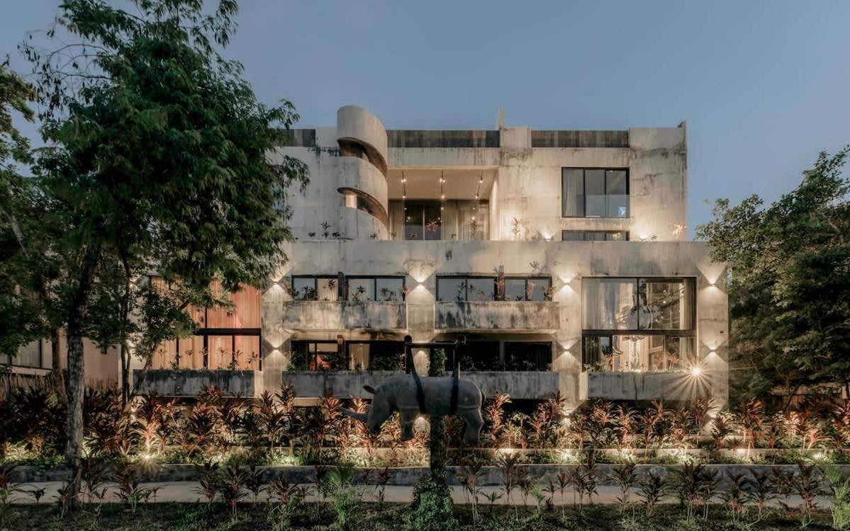 Barneys Ny Silver With Pool Apartment Tulum